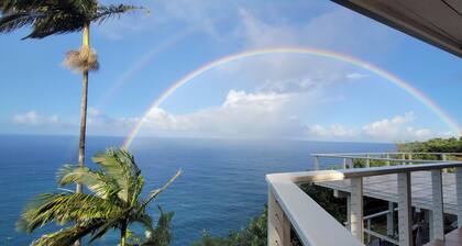Paradise Bluff: Cliffside Home w/Gorgeous Ocean Views and Tropical Garden