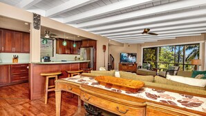 Unclassified image, 5 of 94, button - Paradise Bluff: Cliffside Home w/Gorgeous Ocean Views and Tropical Garden (Laupahoehoe)