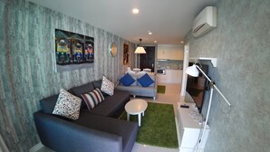 Unclassified image, 2 of 68, button - Beachfrontpoolfront 1 Bedroom Located In Cha-amhua Hin (Cha-am)