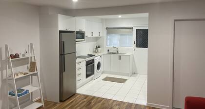 2 Bedroom private flat close to Talle creek and beach