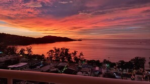 Balcony - Patong Tower Cozy Comfy Luxury Apartment With Seaview, for 1-3 People, in Phuket (Patong)