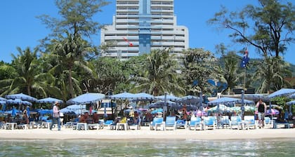 Patong Tower Cozy Comfy Luxury Apartment With Seaview, for 1-3 People, in Phuket