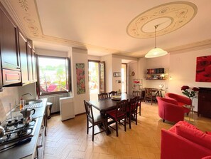Apartment, 2 Bedrooms, Smoking, Balcony | Dining