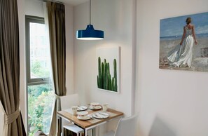 Dining - Beautiful Condo Nimman Area, Terracepoolgym (Chiang Mai)