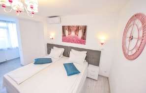 Apartment, 1 Bedroom, City View