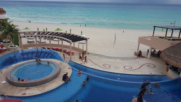 Unclassified image, 1 of 18, button - Luxury Beachfront Condo in Royal Sunset Fishermens Resort spa (Playa del Carmen)