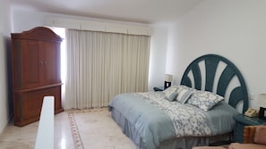 2 bedrooms
