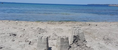 Departamento, 2 habitaciones, balcón | Playa