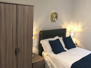 Apartment, 1 Bedroom, Garden View | 1 bedroom - Serviced Apartment 1 Helena (Reading)