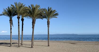 Playa Serena, 2 bed 2 Bath Luxury Apartment 300m From Beachfront