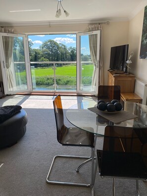 Appartement, 2 chambres, vue fleuve | Vue depuis l’hébergement