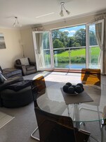 Apartamento, 2 habitaciones, vistas al río | Interior