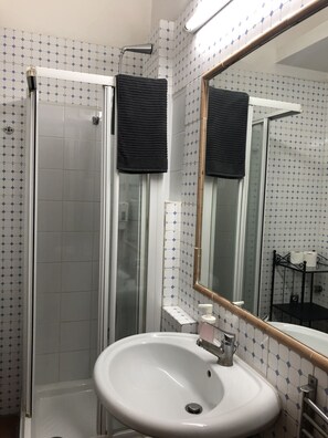 Douche de la salle de bain