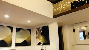 Unclassified image, 5 of 36, button - H ton 10 Appartamento con Terrazza (Rome)
