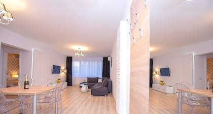 Privilege Apartment - Two Bedrooms - 5 Guests - Cismigiu Gardens