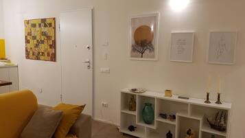 House, 1 Bedroom, Patio, Garden View | Lounge