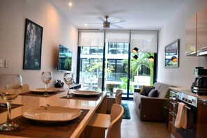 Departamento, 1 habitación | Restaurantes