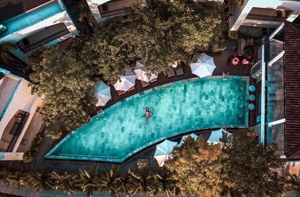 Outdoor pool - Azumi 03 Bedroom First Floor Apartment Hoian (Da Nang)