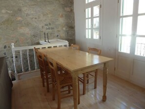 Dining - Maison De Ville A Skopelos (Skopelos)