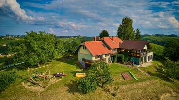 House, 2 Bedrooms, Smoking, Balcony | Balcony