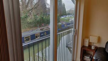 Apartment, 2 Bedrooms, Balcony, River View | View from property