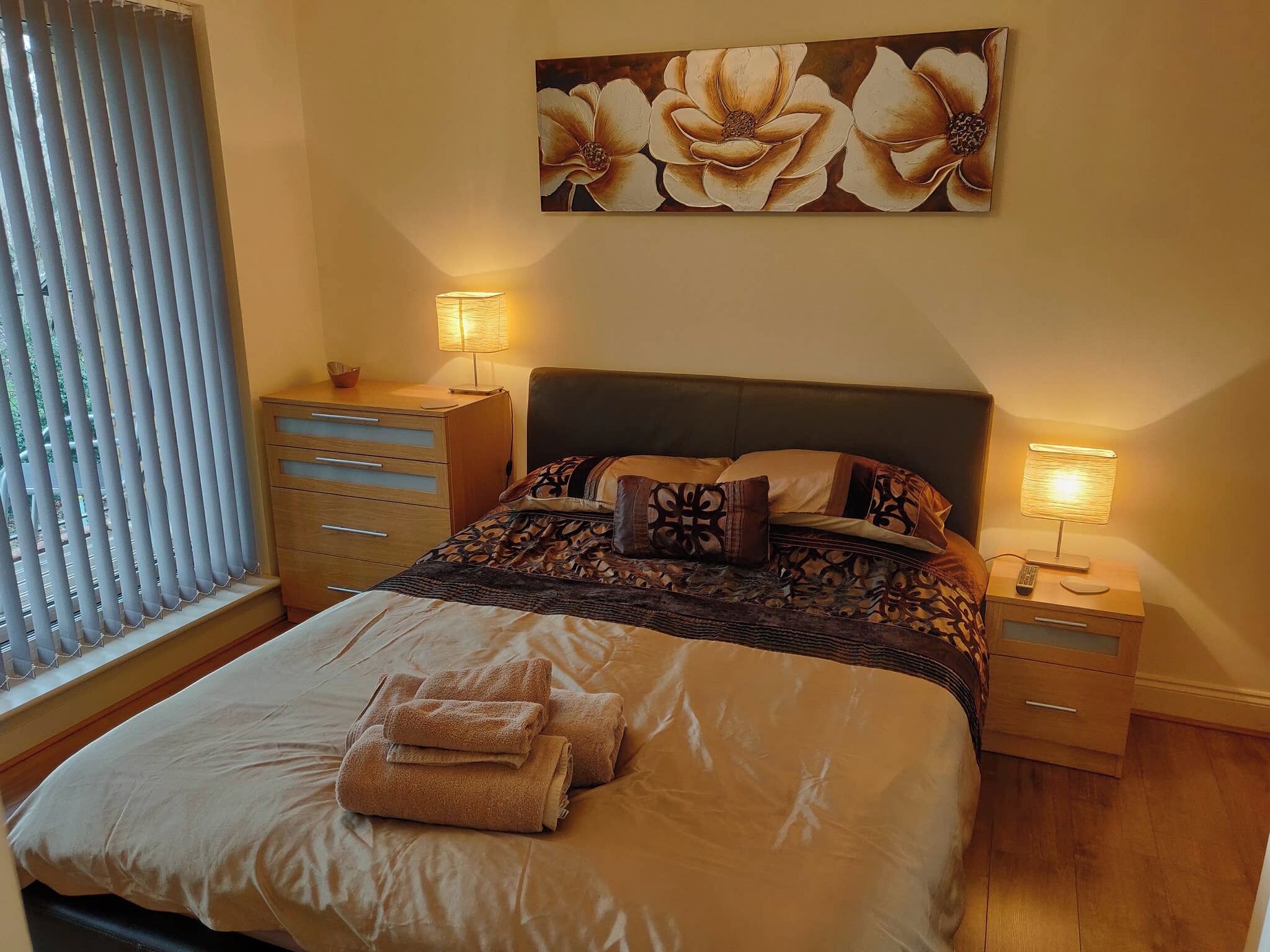 Apartment, 2 Bedrooms, Balcony, River View | 2 bedrooms, iron/ironing board, bed sheets