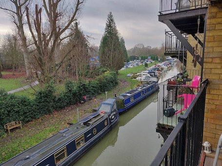 St Neots Marina 2-bed Duplex Apartment