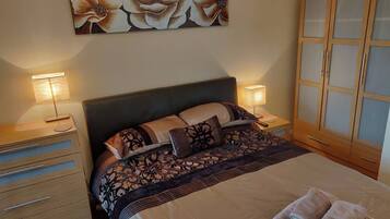 Apartment, 2 Bedrooms, Balcony, River View | 2 bedrooms, iron/ironing board, bed sheets
