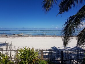 Leilighet, 3 soverom, tilgjengelighetstilpasset, balkong | Strand | På stranden