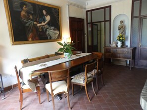 Vila, 2 kamar tidur, patio, pemandangan kolam renang | Tempat makan