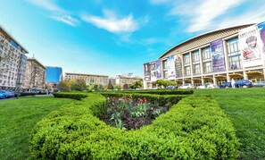 Apartment, 1 Bedroom, City View | Garden