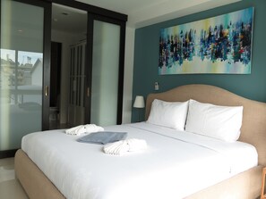 Condo, 2 Bedrooms, Accessible - 6-38 - 2 Bdr Condo With Balcony and Shared Pool (Patong)