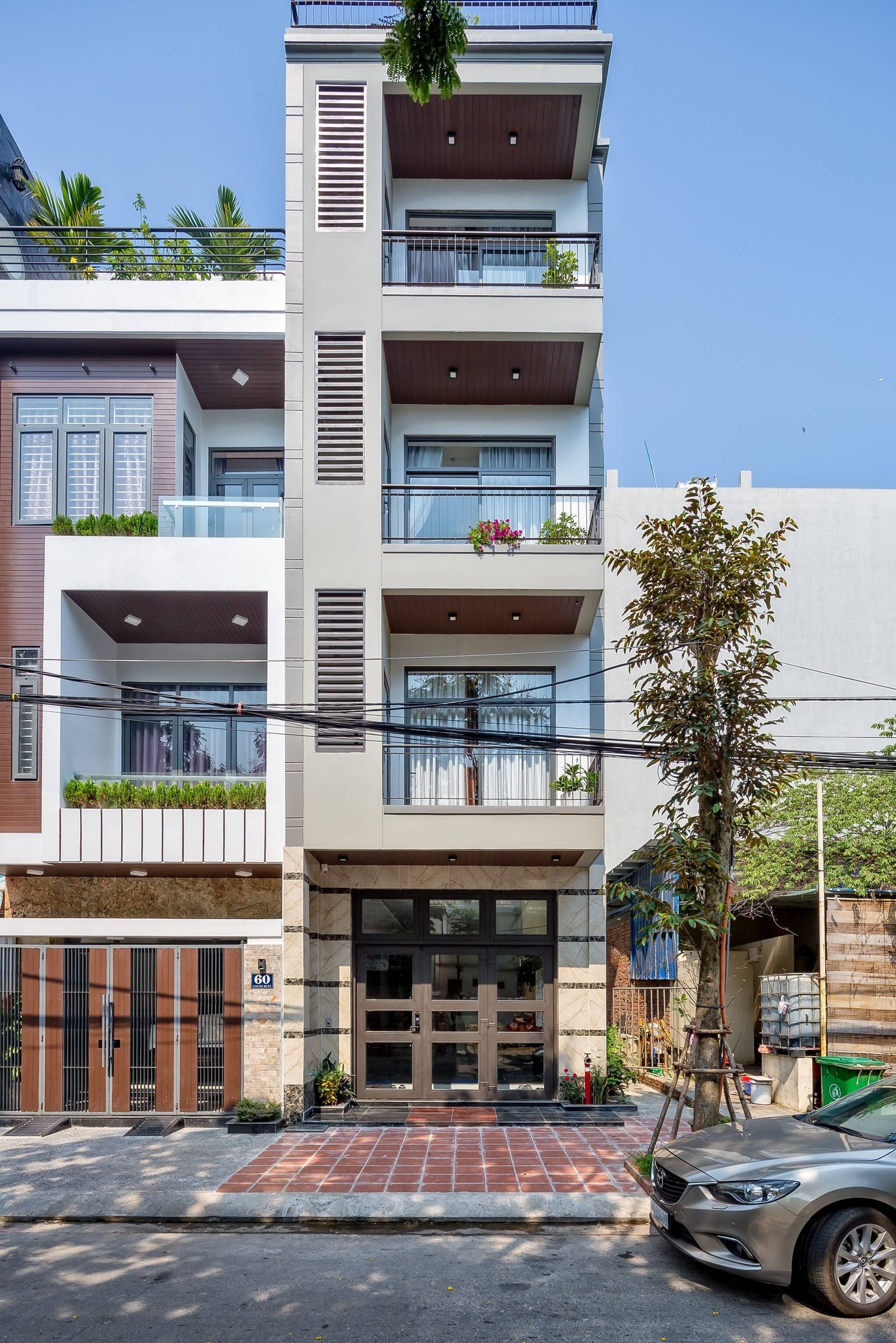 Marinas Penthouse Close To Popular Attractions