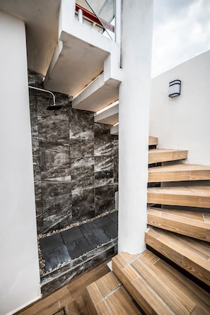 Condo, 3 habitaciones, para fumadores, balcón | Terraza o patio