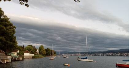 Room close to the lake