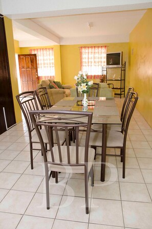 Dining - Aanola Villas A3 Quietude Domicile (Castries)