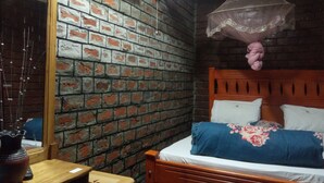 宿舍, 3 间卧室, 吸烟房, 阳台 | 3 多间卧室、熨斗/熨衣板、床单