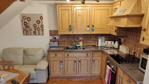 House, 3 Bedrooms, Patio | Interior - 3 Bedroom & 3 Bathroom House Near St Neots (St Neots)