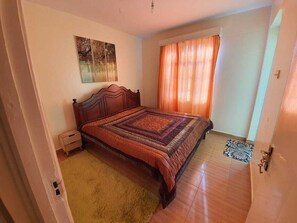 2 bedrooms