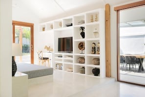 Villa, 3 soverom, røyk, terrasse | 3 soverom