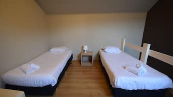 1 bedroom, iron/ironing board