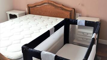 2 bedrooms, iron/ironing board, travel crib, free WiFi