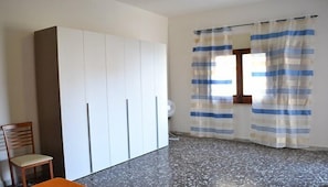4 camere