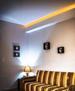 Interior - Fantasia Villas "Selene".




 (KALYMNOS)