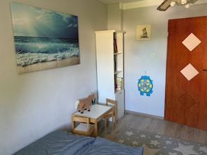 3 habitaciones, cuna de viaje, wifi y ropa de cama
