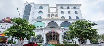 Hai Yen Luxury Hotel