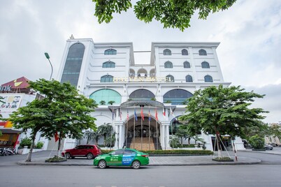 Hai Yen Luxury Hotel