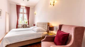 1 Schlafzimmer, Schreibtisch