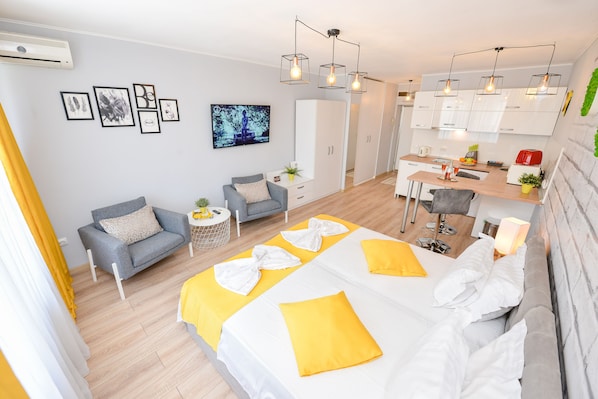 Studio, 1 Schlafzimmer, Stadtblick | Wohnbereich