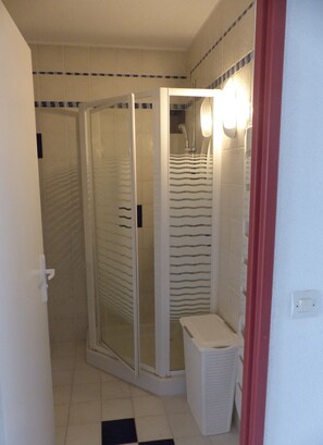 Shower, hair dryer